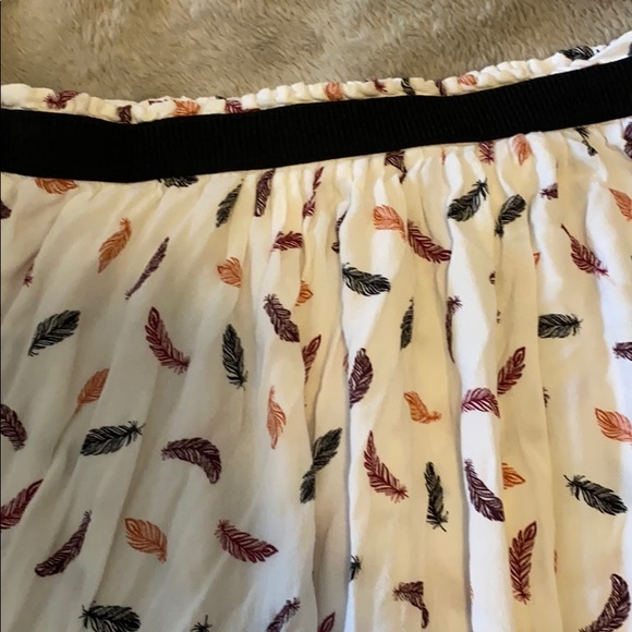 H&M Feather Asymmetrical Skirt - Picture 3 of 5